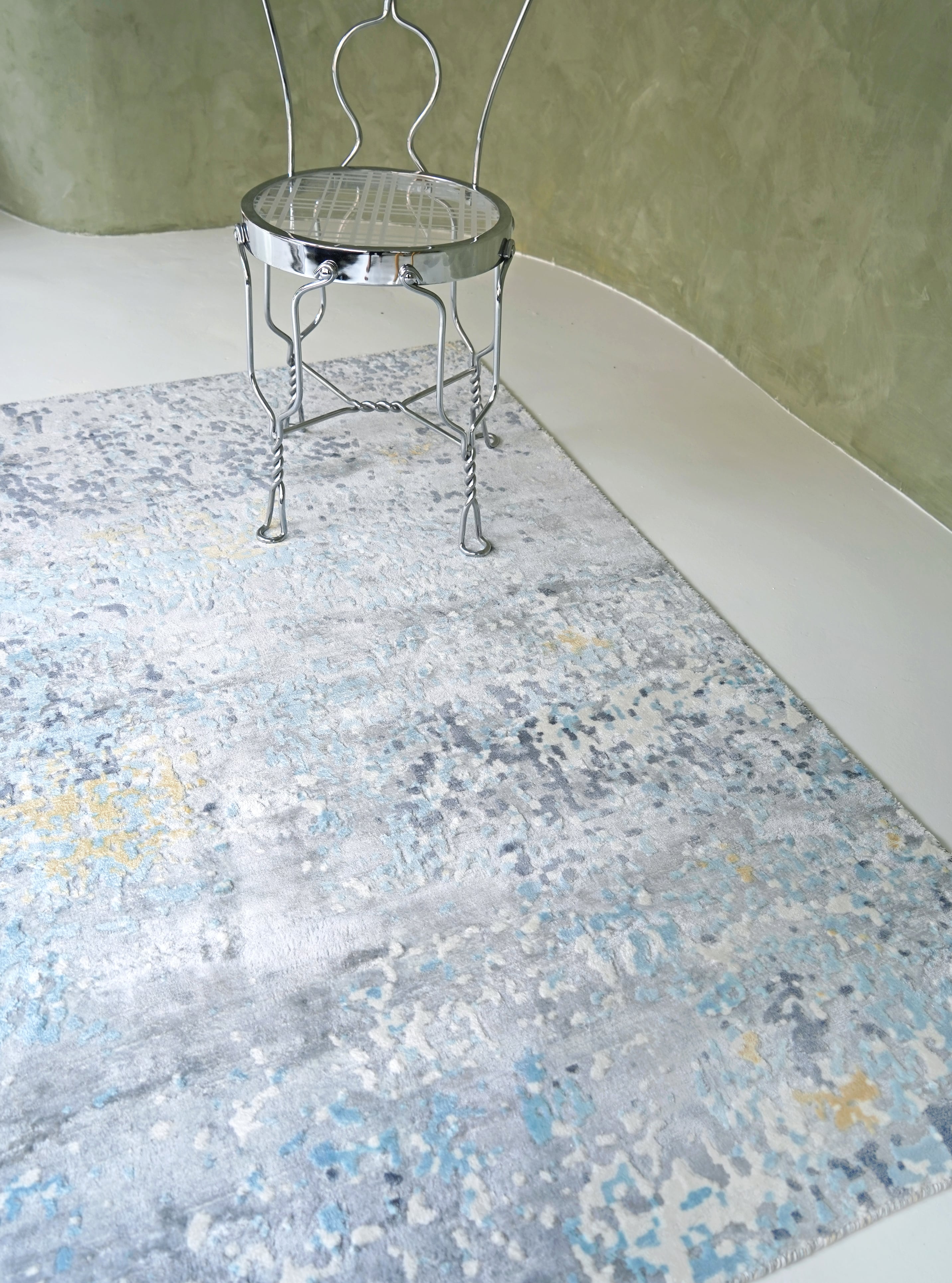 Load image into Gallery viewer, Aquamarine Abstract Rug