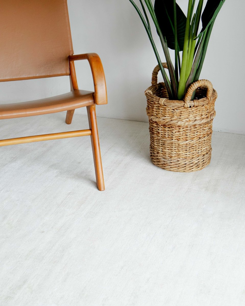 Lithe White Solid Handloom Rug Carpets & Rugs Singapore Living DNA