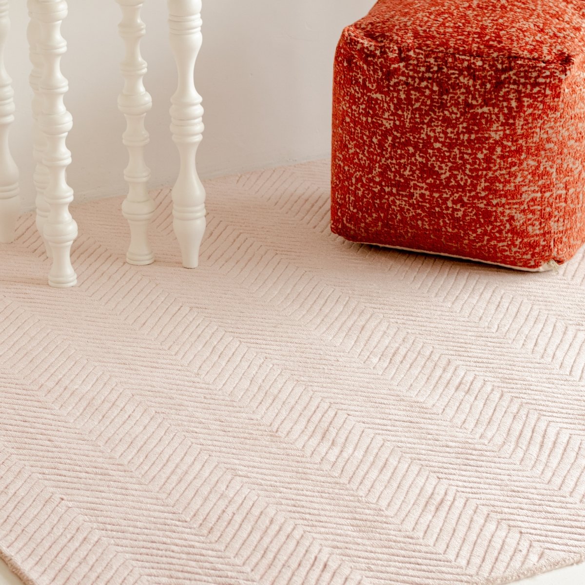 Best Rugs for Midcentury Modern Interiors in Singapore