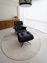 Load image into Gallery viewer, Abstract Mayfair Cream Round Rug