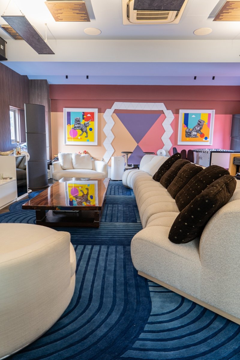 Custom Colour Infinity Gradient Rug | Luxury Modern Rugs