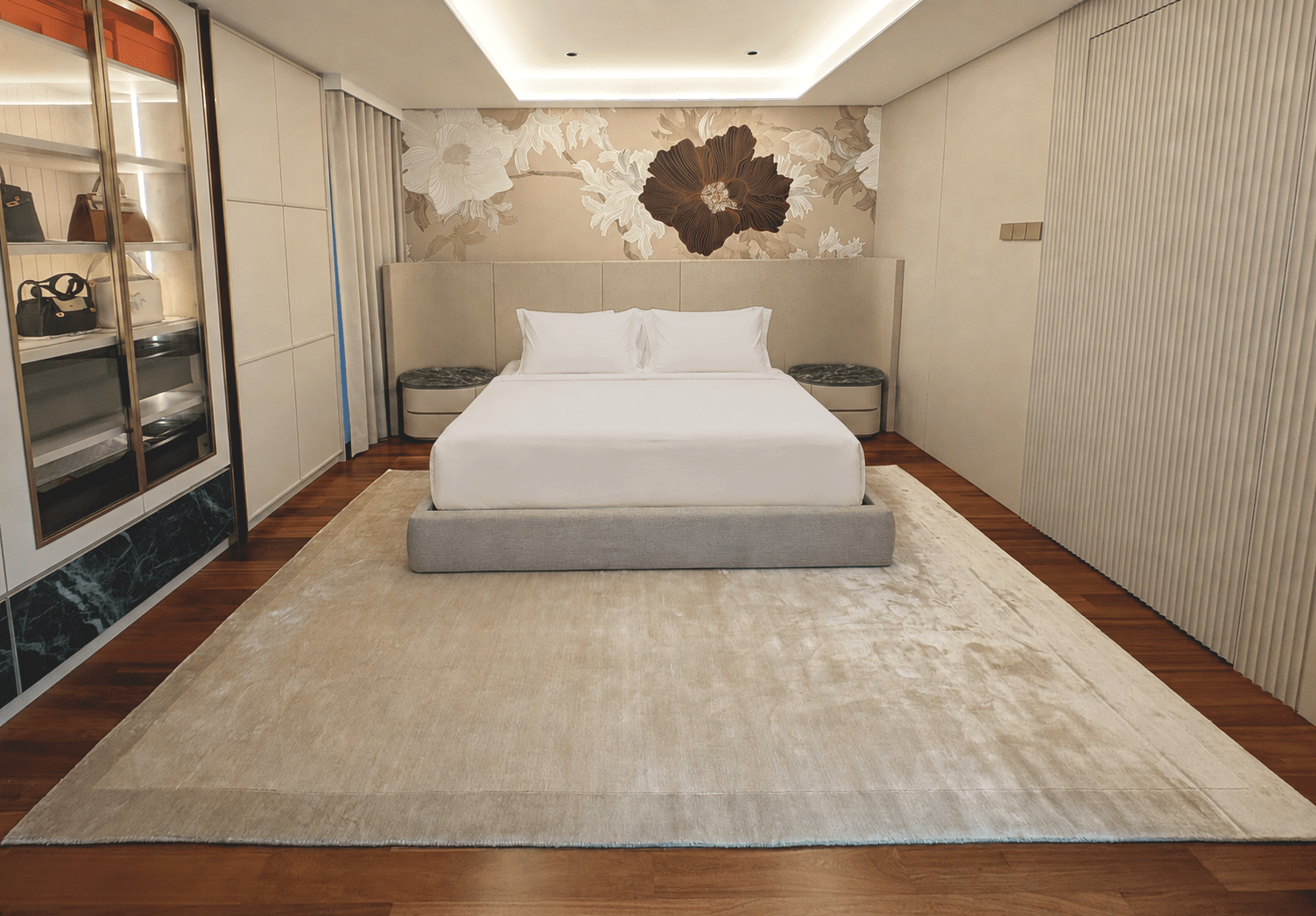 Load image into Gallery viewer, Rugs Silhouette Cloud Cream Rug - 160 x 230 cm
