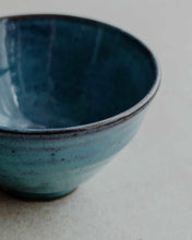 Cargar imagen en el visor de la galería, Glossy Aquamarine Rice Bowl -