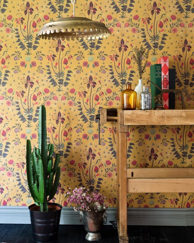 将图片加载到图库查看器，Wallpaper Gypsy Ochre -