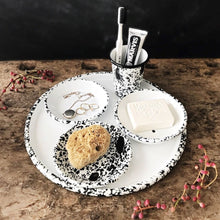 Cargar imagen en el visor de la galería, Tabletop Decor Monochrome Enamel Tumbler White -
