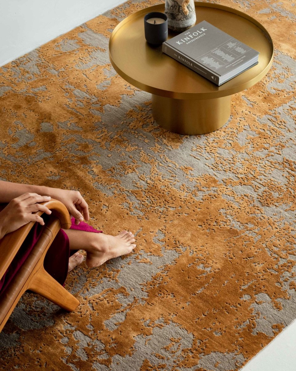 Rugs Abstract Burnished Gold and Dark Taupe Handknotted Rug - 170 x 240 cm