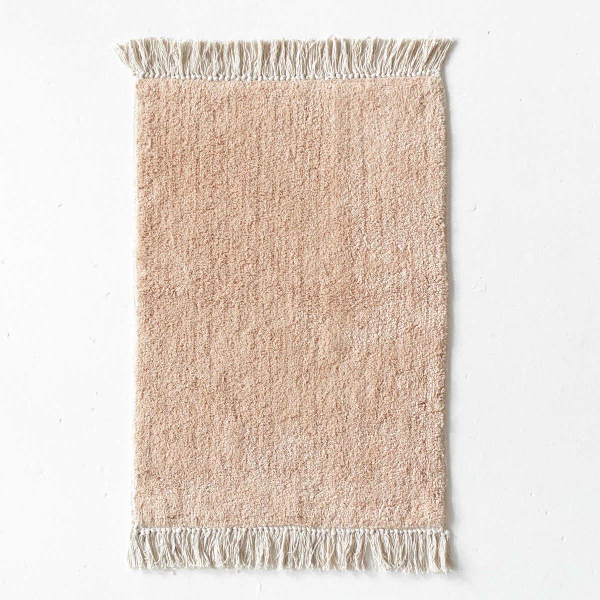 Load image into Gallery viewer, Rugs Dream Beige Rug Bath Mat - With Tassels