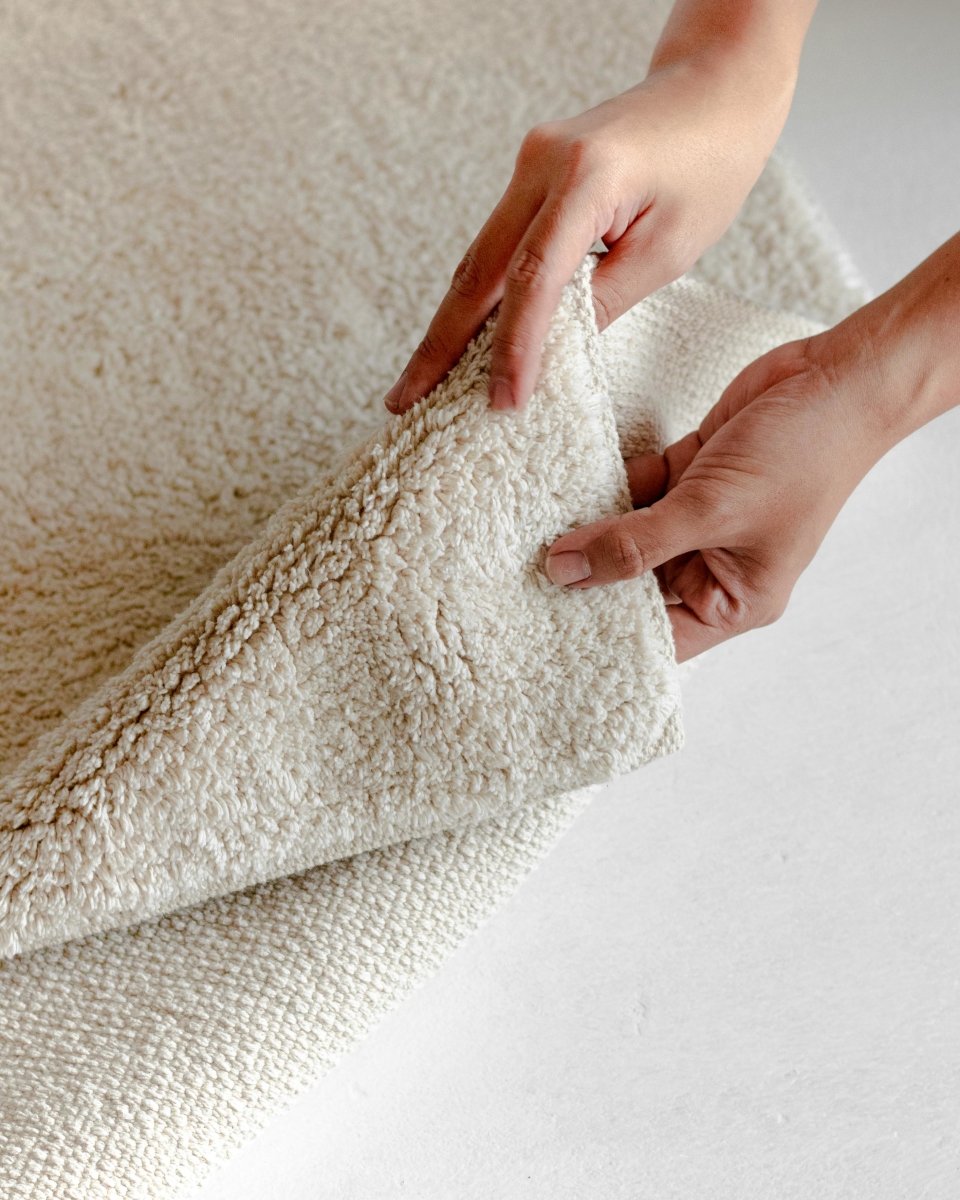 Load image into Gallery viewer, Rugs Dream Natural Rug Bath Mat - With Tassels