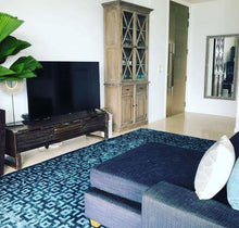 Load image into Gallery viewer, Rugs Expat Living | Rugs and carpets – who bought what? - 