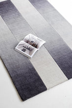 Load image into Gallery viewer, Rugs Scale Gradient Rug [Custom] - 160 x 230 cm