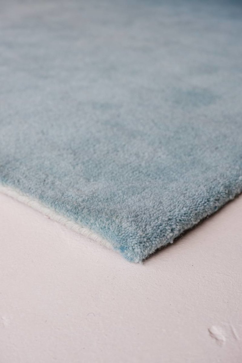 Custom Colour Gradient Rug | Living DNA Luxury Modern Rugs