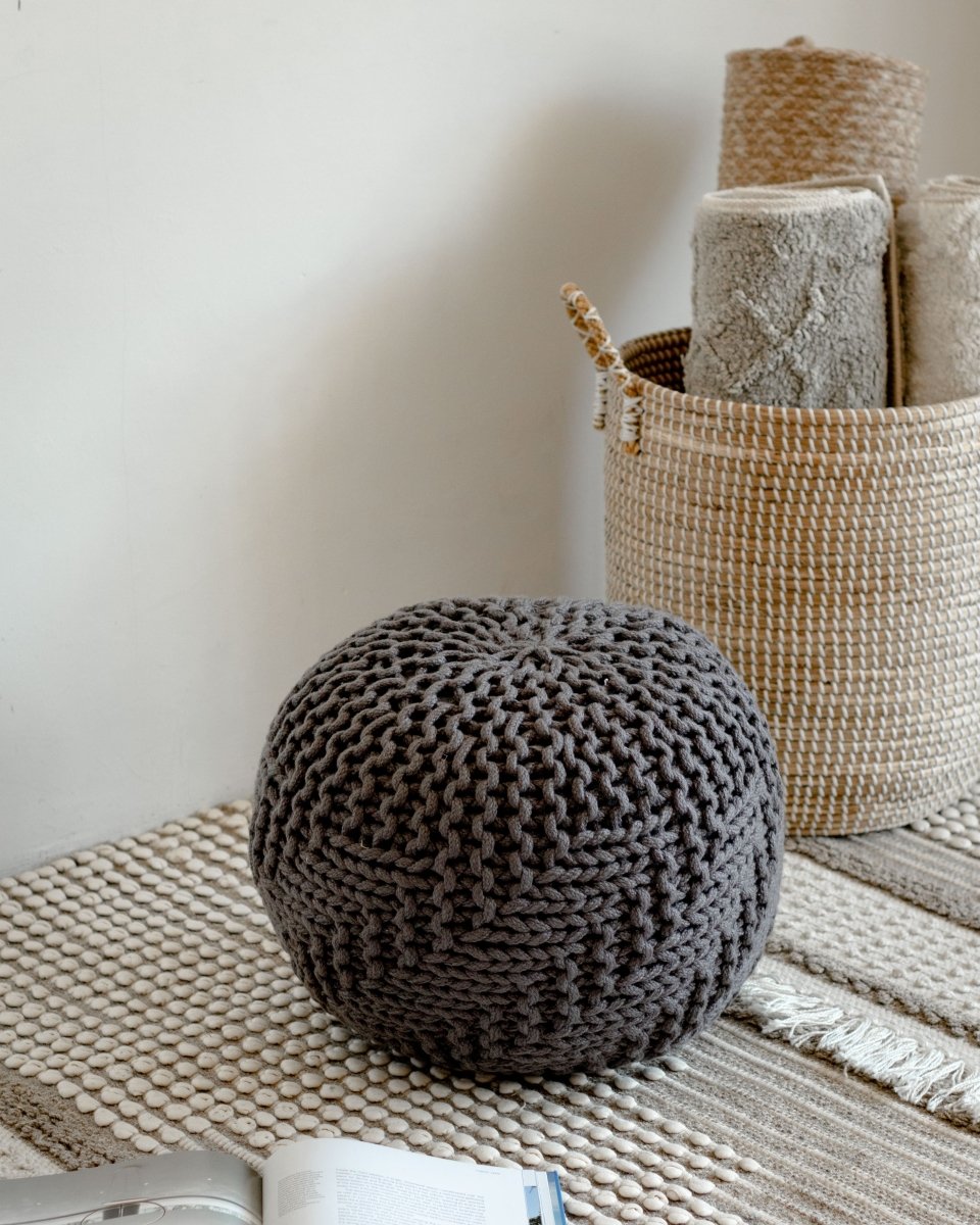 Cargar imagen en el visor de la galería, Stools &amp; Poufs Knit Grey Outdoor Pouf -