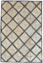 Load image into Gallery viewer, Rugs Tropical Colonial Rug - 120 x 180 cm